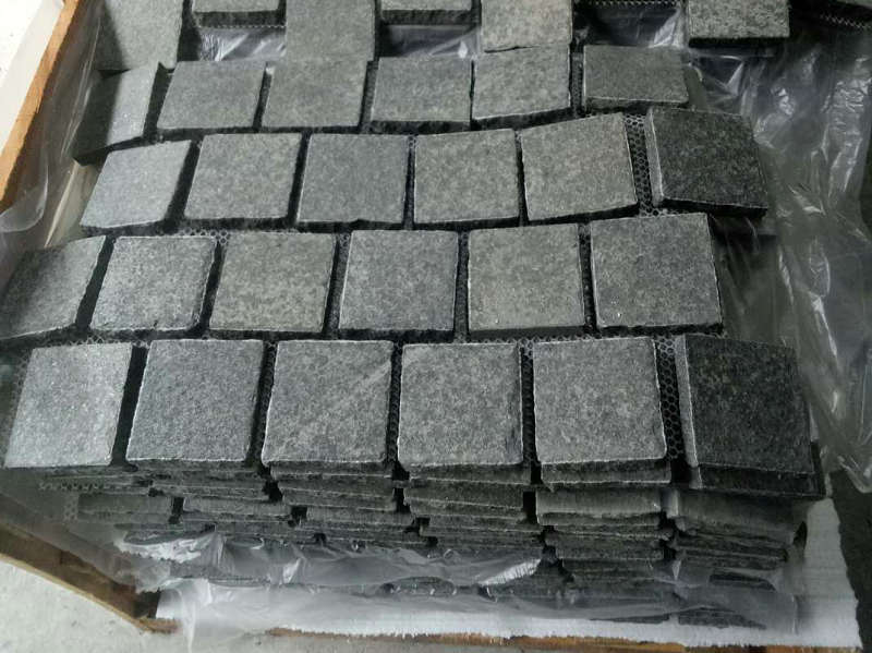 Black Granite Cobblestone Interlocking Netting Pattern